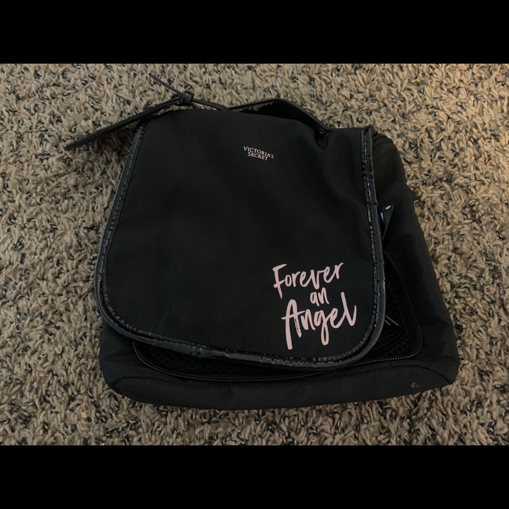Victoria’s Secret Travel Bag